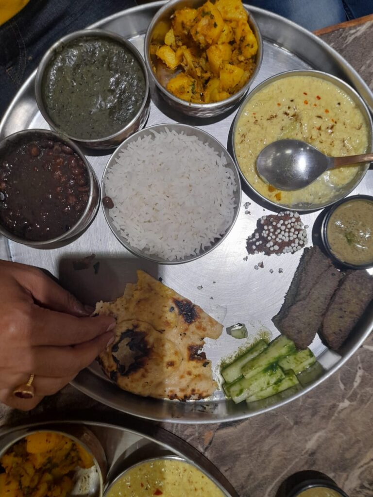 पहाड़ी खाना in उत्तराखंड